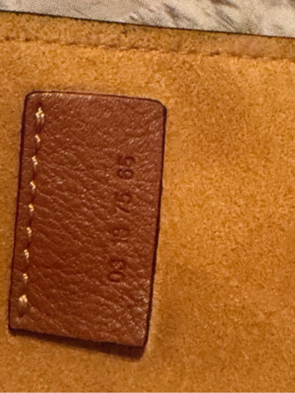 Chloe Milo Tan Leather Tote Bag! EUC with COA! - Picture 7 of 10